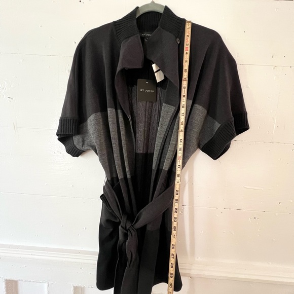 St. John topper Maison Weiss color block cardigan sweater size 8 NWT - Picture 5 of 10